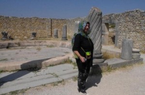 Mary in ruins