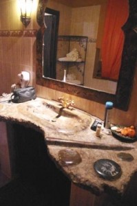 IMGP5488 Fossil bathroom