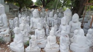 Marble carving photo by Nev