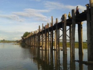U Bin Bridge photo by Richard