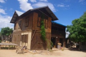 Minnathu Village. New house with iron roof