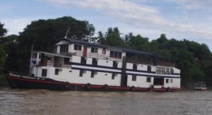 Sunset River Cruise. Floating accomodation